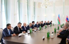 В Шуше состоялась встреча Президента Ильхама Алиева с Президентом Словацкой Республики в расширенном составе (ФОТО)