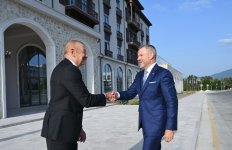 В Ханкенди от имени Президента Ильхама Алиева дан официальный обед в честь Президента Словакии (ФОТО)