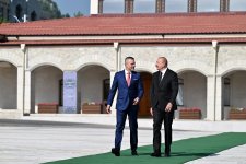 В Шуше состоялась церемония официальной встречи Президента Словакии (ФОТО)