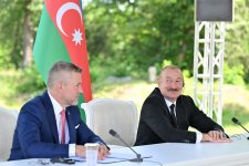 Президент Ильхам Алиев и Президент Петер Пеллегрини выступили с заявлениями для прессы (ФОТО/ВИДЕО)