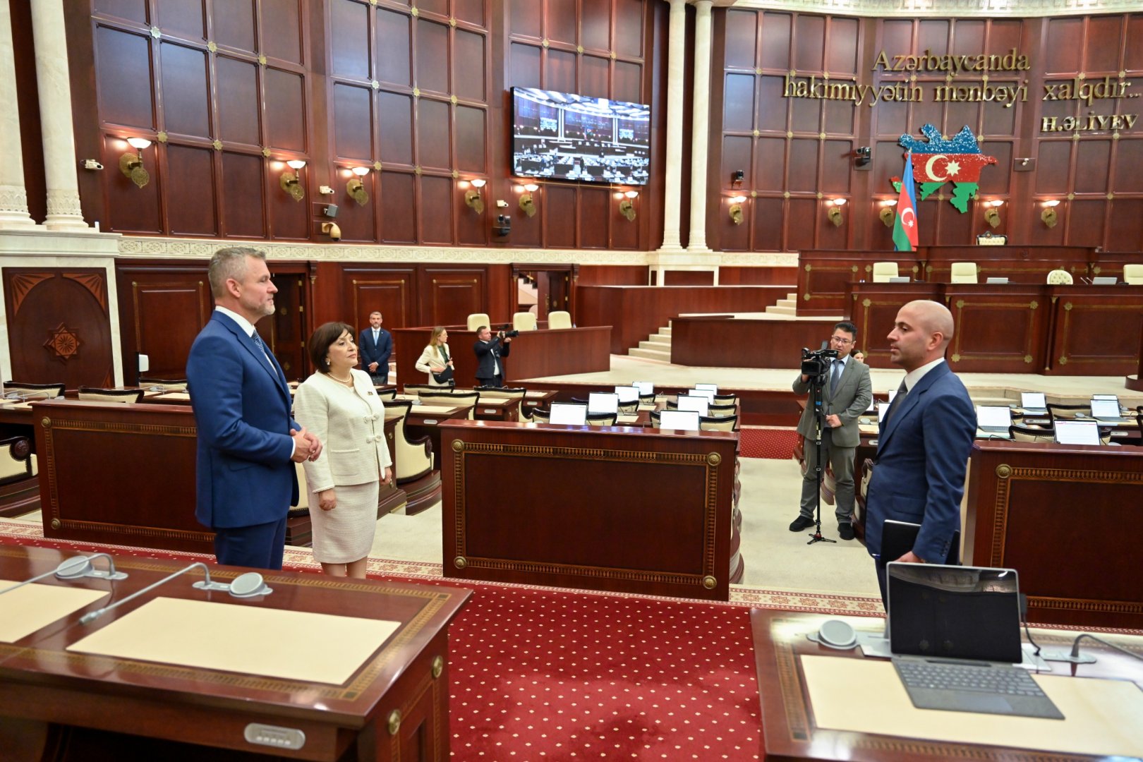 Спикер Сахиба Гафарова провела обсуждения с Президентом Словакии (ФОТО)