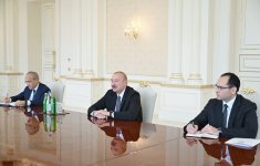Президент Ильхам Алиев принял делегацию компании John Deere (ФОТО)