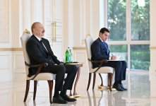 Президент Ильхам Алиев принял верительные грамоты нового посла Ирландии в Азербайджане (ФОТО)