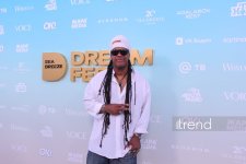 В Баку стартовал Dream Fest 2026 - блеск, музыка и звездные образы на красной дорожке (ФОТО)