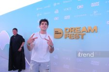 В Баку стартовал Dream Fest 2026 - блеск, музыка и звездные образы на красной дорожке (ФОТО)