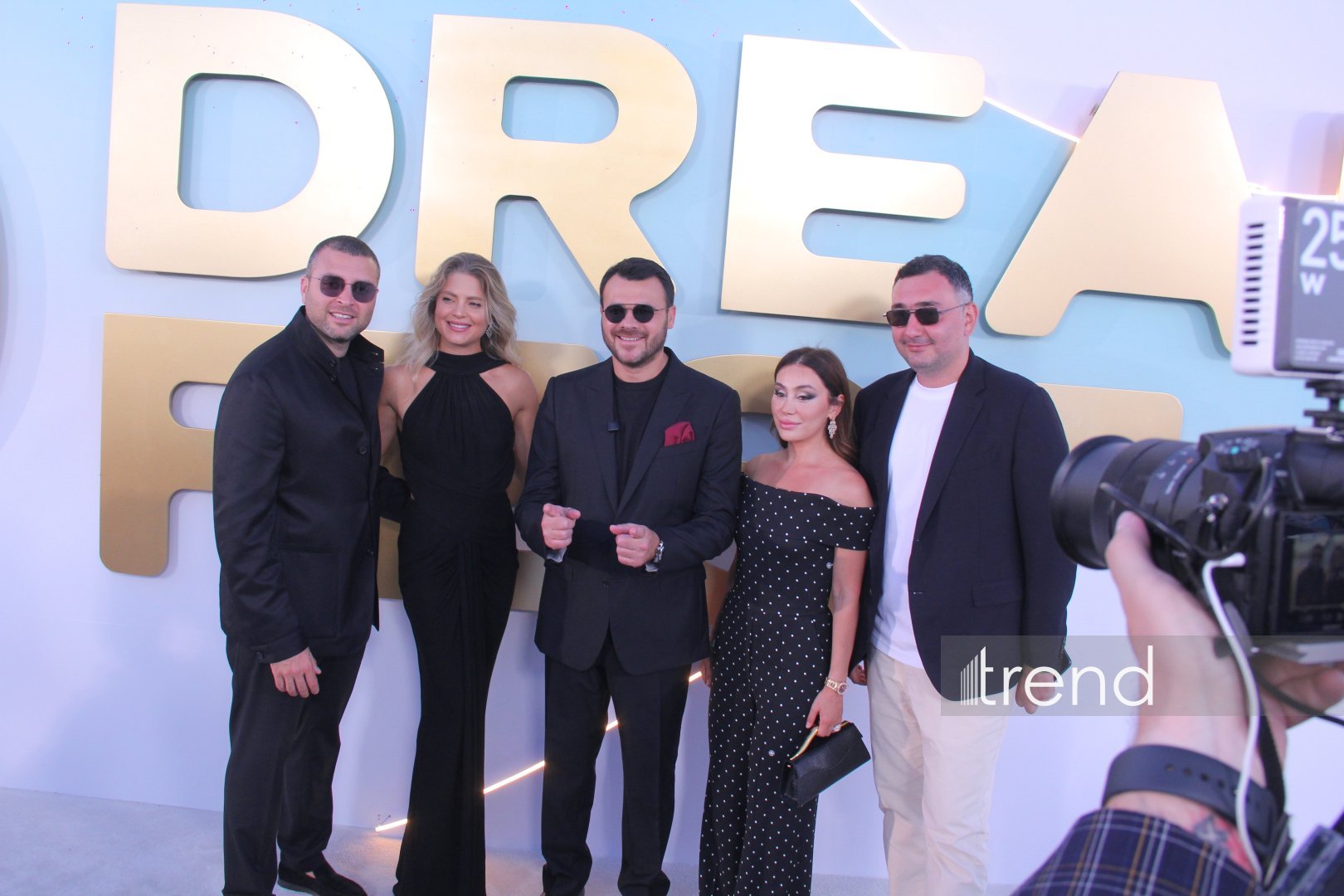 В Баку стартовал Dream Fest 2026 - блеск, музыка и звездные образы на красной дорожке (ФОТО)