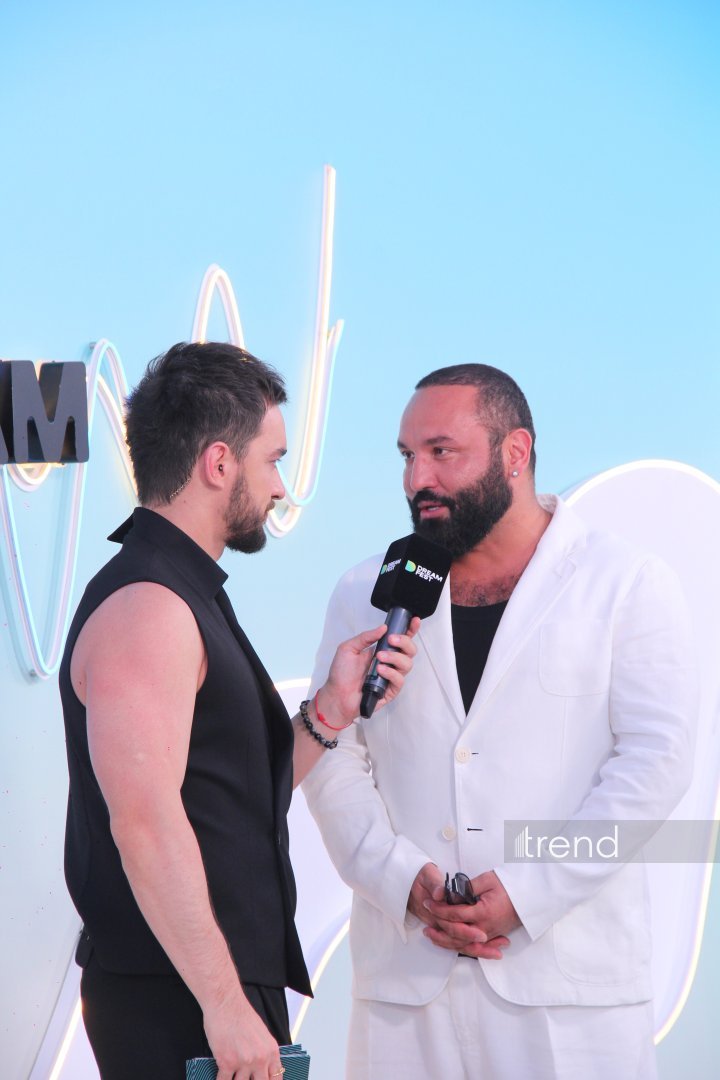 В Баку стартовал Dream Fest 2026 - блеск, музыка и звездные образы на красной дорожке (ФОТО)