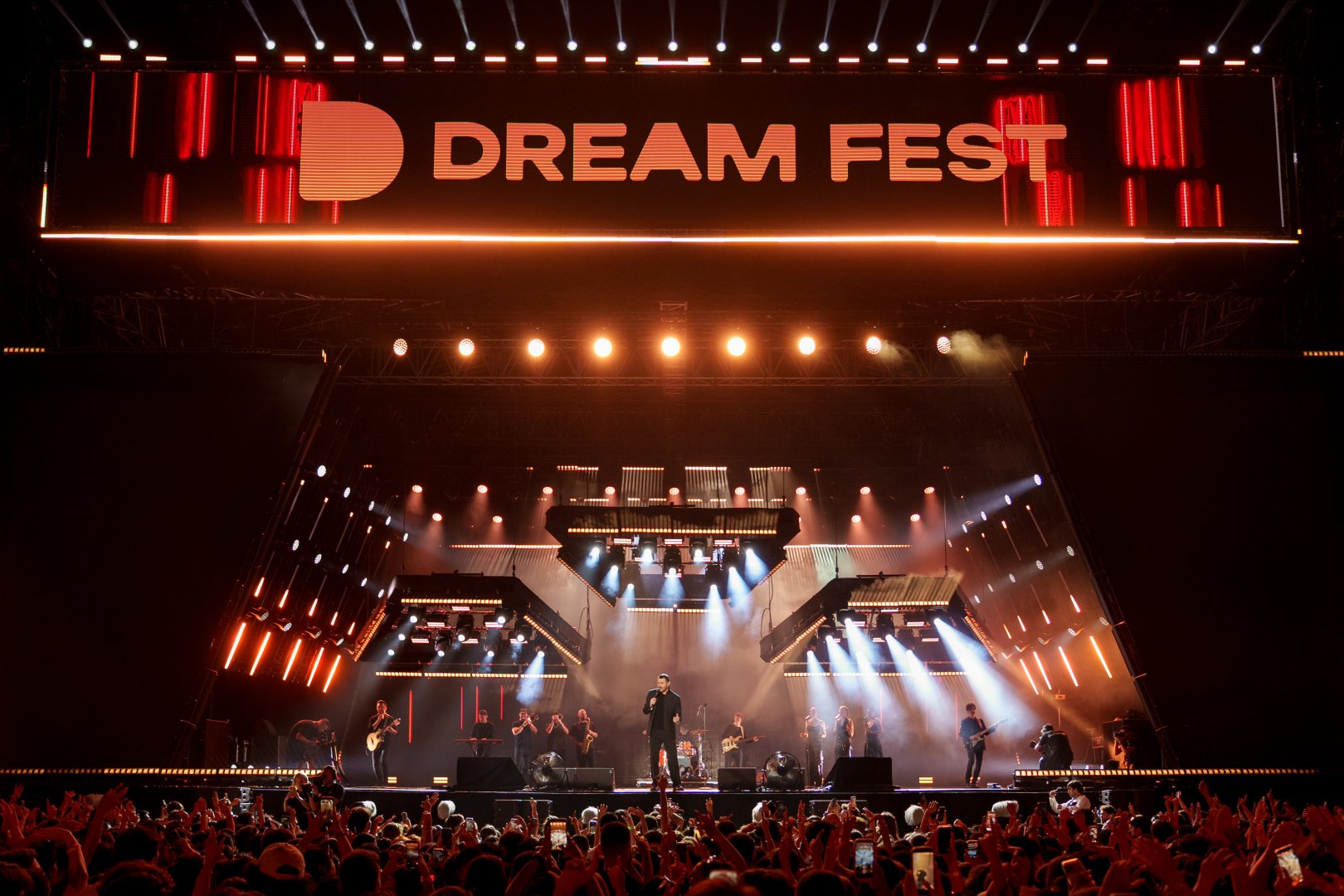 Музыка громче волн! Взрыв эмоций во второй день Dream Fest 2026 в Баку (ФОТО)