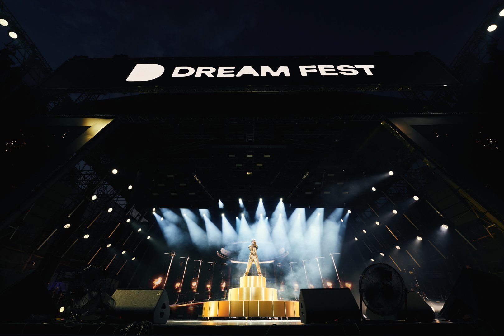 Музыка громче волн! Взрыв эмоций во второй день Dream Fest 2026 в Баку (ФОТО)