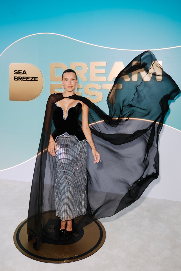 В Баку стартовал Dream Fest 2026 - блеск, музыка и звездные образы на красной дорожке (ФОТО)