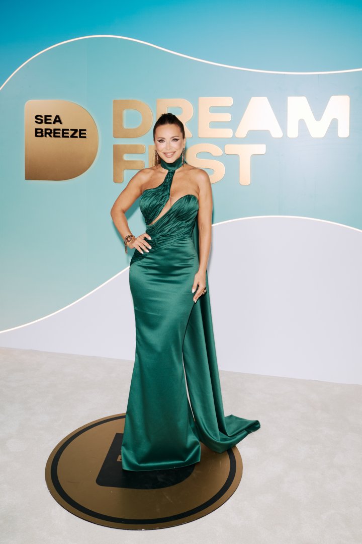 В Баку стартовал Dream Fest 2026 - блеск, музыка и звездные образы на красной дорожке (ФОТО)