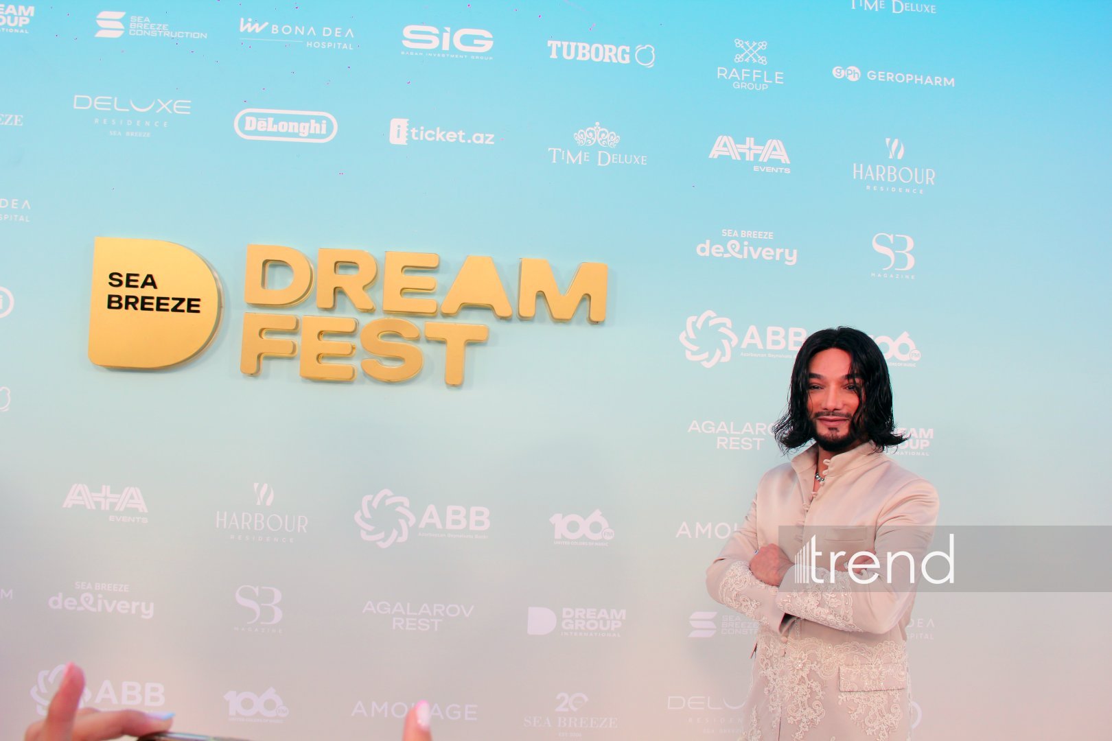 Калейдоскоп ярких эмоций и образов – второй день красной дорожки Dream Fest 2026 в Баку (ФОТО)