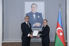 Джейхун Байрамов провел обмен мнениями с новым послом Германии (ФОТО)