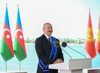 Президент Ильхам Алиев и Президент Садыр Жапаров выступили с заявлениями для прессы (ФОТО/ВИДЕО)