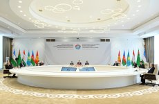 Президент Ильхам Алиев принял участие в неформальной встрече глав государств Азербайджана и стран Центральной Азии в городе Чолпон-Ата (ФОТО)