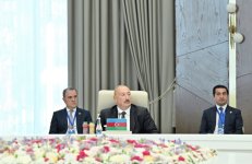 Президент Ильхам Алиев принял участие в неформальной встрече глав государств Азербайджана и стран Центральной Азии в городе Чолпон-Ата (ФОТО/ВИДЕО)