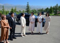 Первая леди Мехрибан Алиева ознакомилась в городе Чолпон-Ата с оздоровительно-реабилитационным центром «Алтын-Балалык» (ФОТО/ВИДЕО)