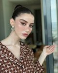 Известная турецкая актриса Озге Гюрель исполнила главную роль в фильме «44» (ФОТО)