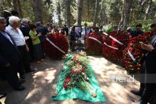 Народный поэт Нариман Гасанзаде похоронен на I Аллее почетного захоронения (ФОТО)