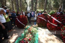 Народный поэт Нариман Гасанзаде похоронен на I Аллее почетного захоронения (ФОТО)