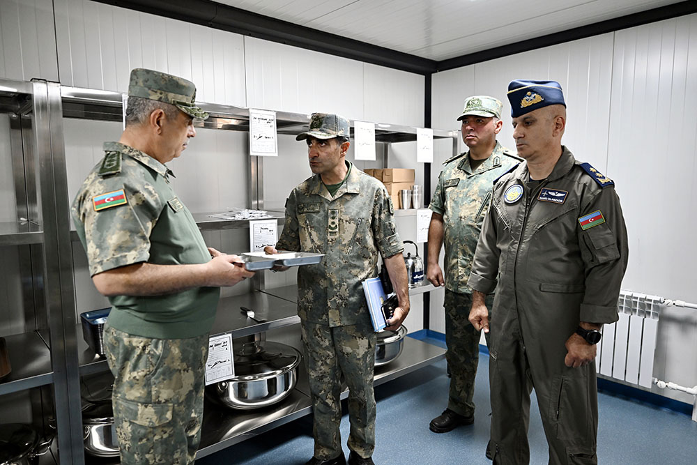 Закир Гасанов осмотрел военную инфраструктуру подразделений ПВО (ФОТО/ВИДЕО)