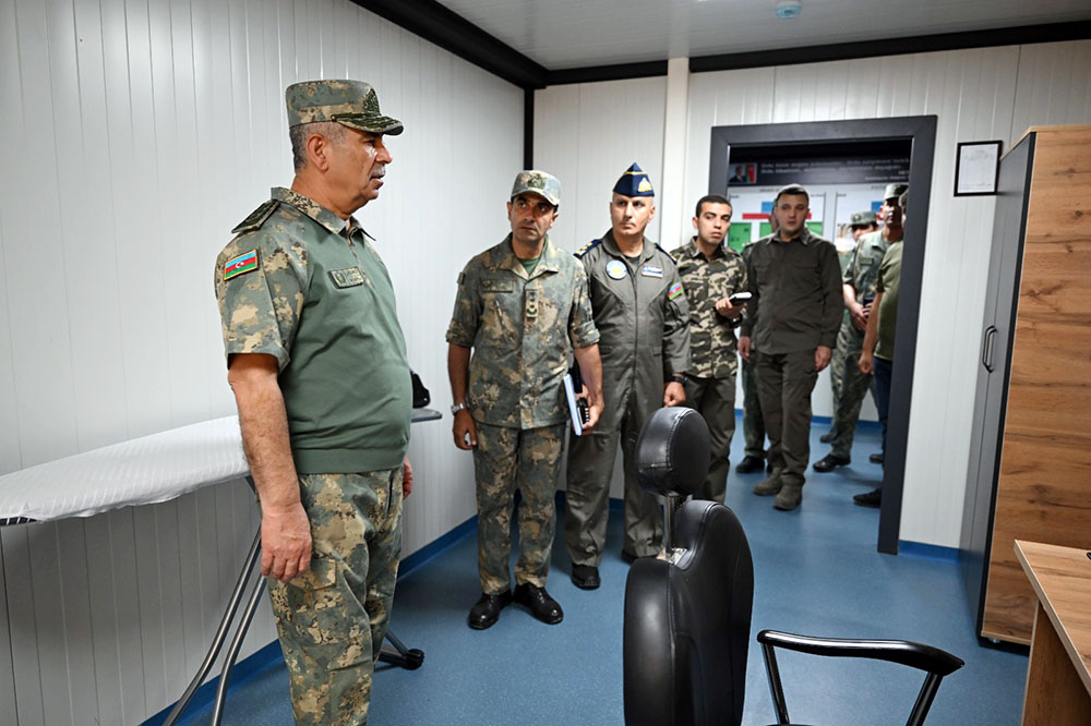 Закир Гасанов осмотрел военную инфраструктуру подразделений ПВО (ФОТО/ВИДЕО)