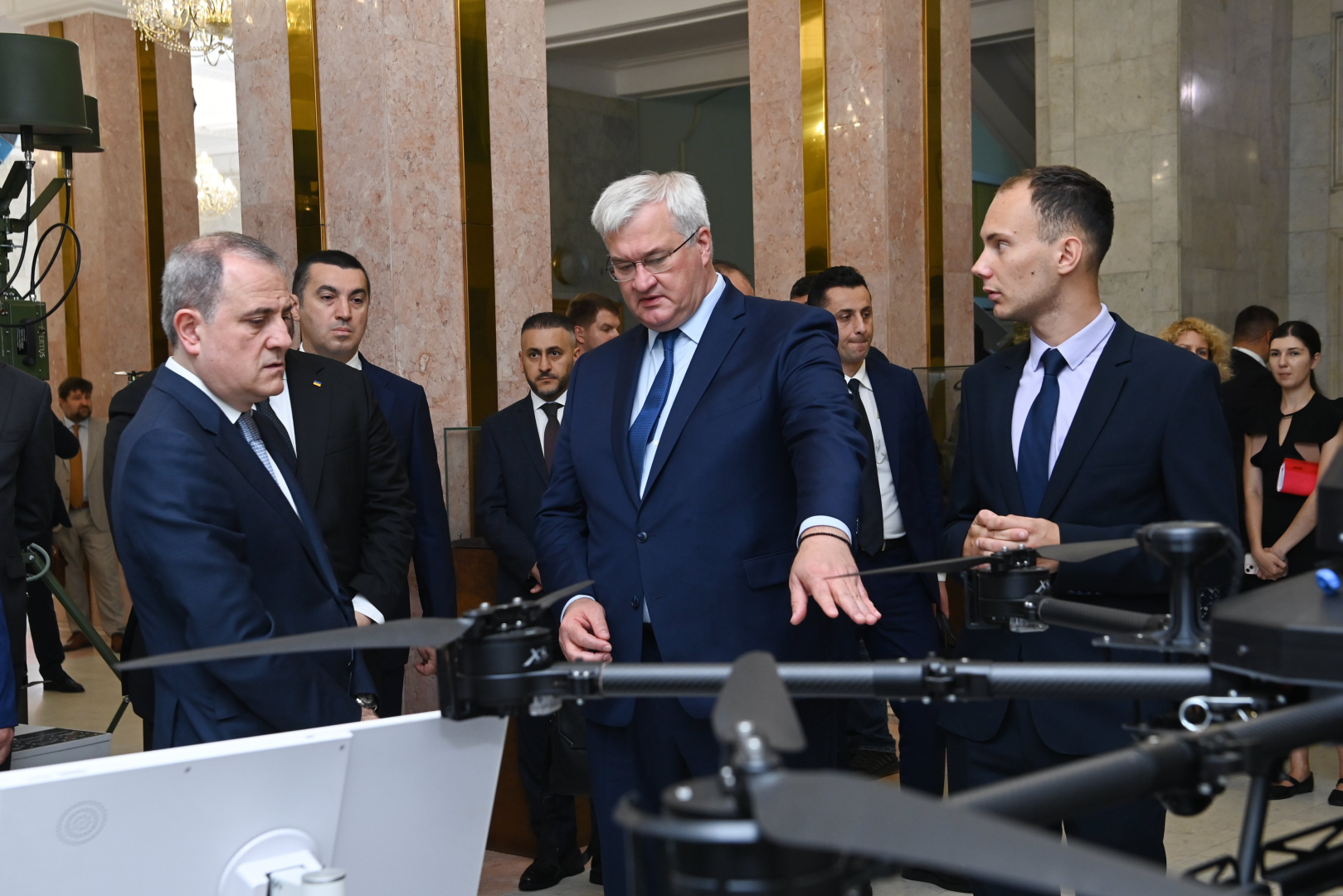 Началась встреча глав МИД Азербайджана и Украины в формате один на один (ФОТО)