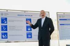 Президент Ильхам Алиев и Первая леди Мехрибан Алиева приняли участие в церемонии закладки фундамента Нахчыванского промпарка (ФОТО/ВИДЕО)