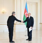 Президент Ильхам Алиев принял верительные грамоты новоназначенного посла Германии в Азербайджане (ФОТО)