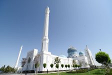 Азербайджанские журналисты посетили туристический комплекс Имама аль-Бухари близ Самарканда (ФОТО)