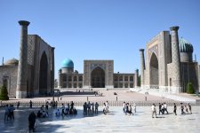 Три медресе — одна история: азербайджанские журналисты посетили Регистан (ФОТО/ВИДЕО)