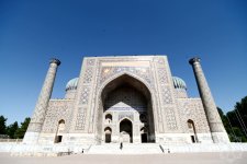 Три медресе — одна история: азербайджанские журналисты посетили Регистан (ФОТО/ВИДЕО)