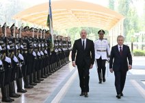 Президент Ильхам Алиев дал интервью Национальному информационному агентству Узбекистана (ФОТО)