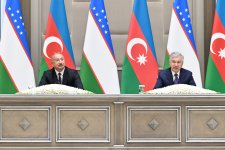 Президент Ильхам Алиев и Президент Шавкат Мирзиёев выступили с заявлениями для прессы (ФОТО/ВИДЕО)