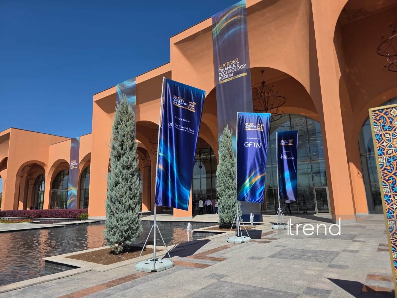 В Ташкенте стартовал второй день Silk Road Finance & Technology Forum (ФОТО)