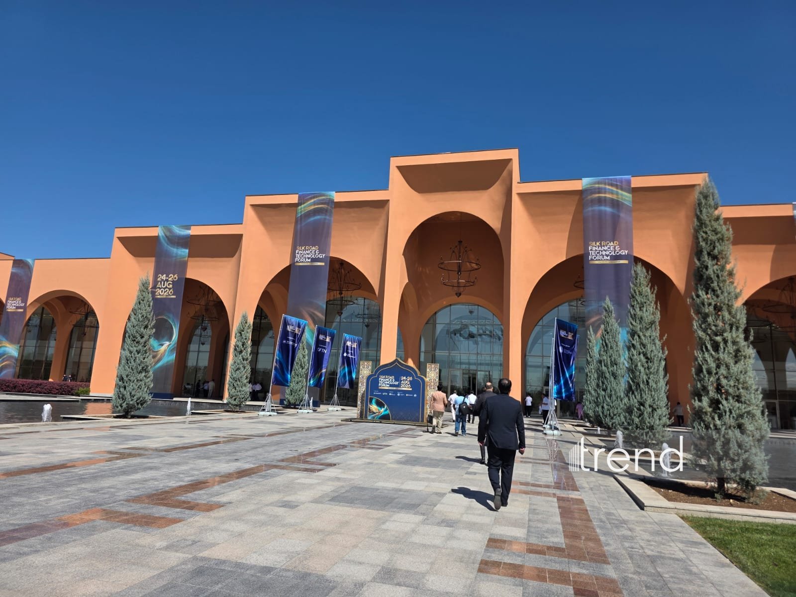 В Ташкенте стартовал второй день Silk Road Finance & Technology Forum (ФОТО)