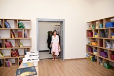 Первый вице-президент Мехрибан Алиева приняла участие в открытии школы искусств в Бильгях (ФОТО)