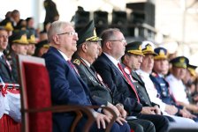 Министр обороны Азербайджана принял участие в церемониях выпуска, состоявшихся в военных училищах Турции (ФОТО)
