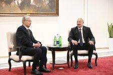В Бишкеке состоялась встреча Президента Азербайджана Ильхама Алиева с Президентом Казахстана (ФОТО)