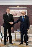В Бишкеке проходит встреча Президента Ильхама Алиева с Николом Пашиняном (ФОТО)