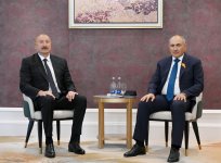 В Бишкеке проходит встреча Президента Ильхама Алиева с Николом Пашиняном (ФОТО)