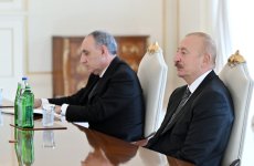 Президент Ильхам Алиев принял делегацию во главе с Генеральным прокурором Верховной народной прокуратуры Китая (ФОТО)