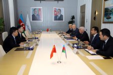 "Азерэнержи" и китайская компания Universal Energy обсудили перспективы сотрудничества (ФОТО)