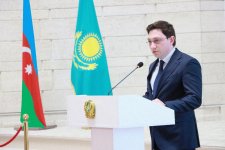 В Алматы открылась выставка "Дыхание времени в народном искусстве", посвященная 120-летию Лятифа Керимова (ФОТО)