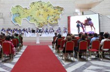 В Алматы открылась выставка "Дыхание времени в народном искусстве", посвященная 120-летию Лятифа Керимова (ФОТО)