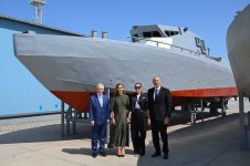 Президент Ильхам Алиев и Первая леди Мехрибан Алиева посетили Военно-морские силы (ФОТО)
