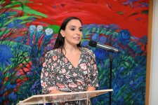 Вице-президент Фонда Гейдара Алиева Лейла Алиева и Арзу Алиева приняли участие в открытии международной выставки искусств MAMA «Мать-природа» в Мадриде (ФОТО)