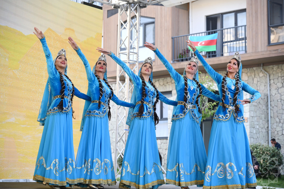 В Кяльбаджаре прошёл очередной Фестиваль мёда (ФОТО)