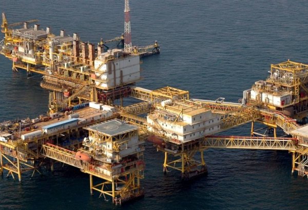 Иран получил более $20 млрд дохода от совместного с ОАЭ нефтяного месторождения