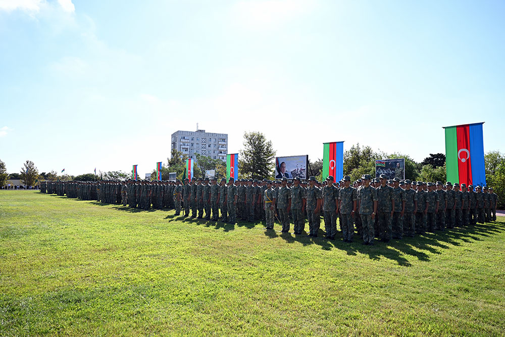 В Военном институте имени Гейдара Алиева состоялась церемония принятия военной присяги (ФОТО/ВИДЕО)